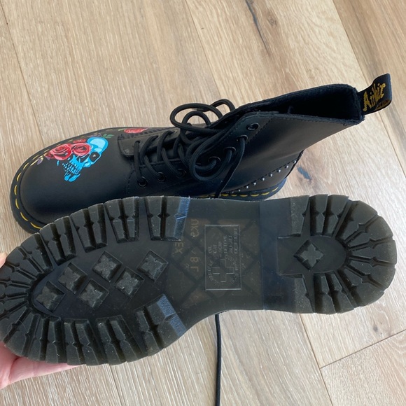 Dr. Marten’s Skull Rivet Platform Boots - Picture 6 of 11